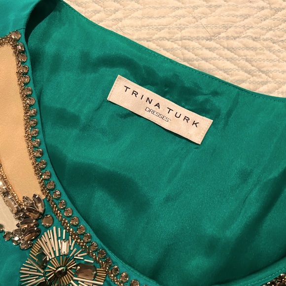 Trina Turk beaded neckline green cocktail dress. Fully elastic waist. Size 6/M - Picture 5 of 5